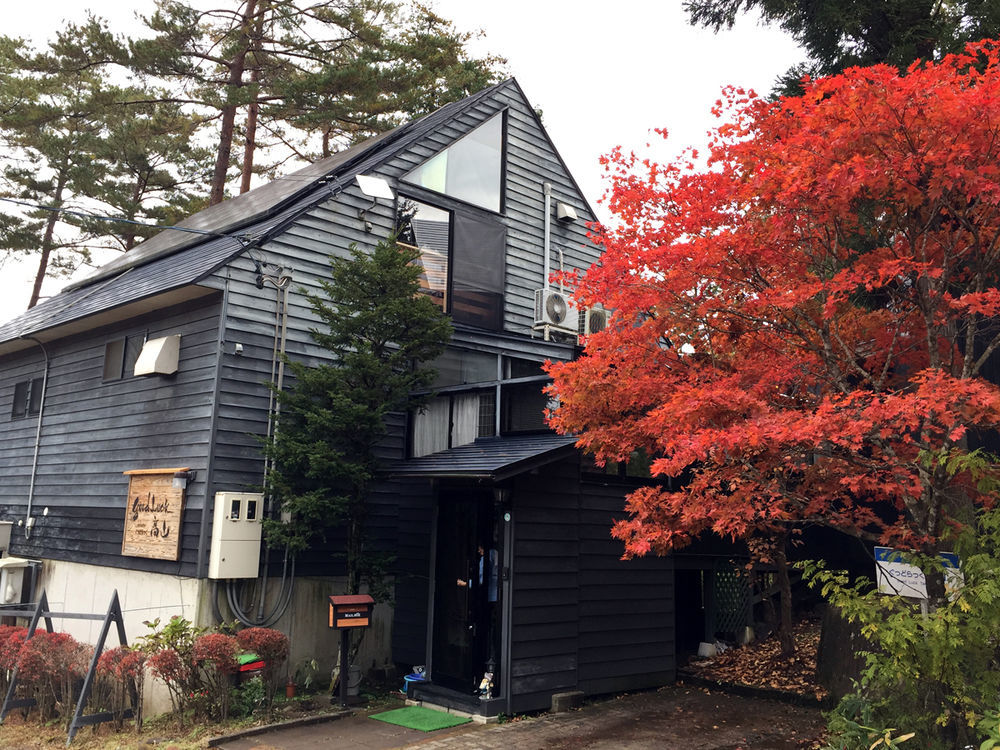Pension Good Luck Takayama Такаяма Экстерьер фото
